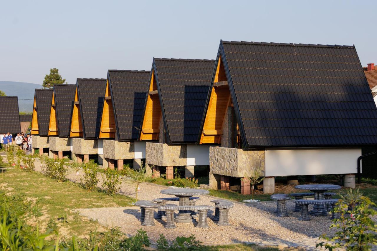 Resort La Familia Бихач Экстерьер фото