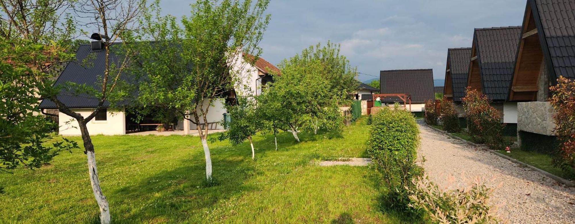 Resort La Familia Бихач Экстерьер фото